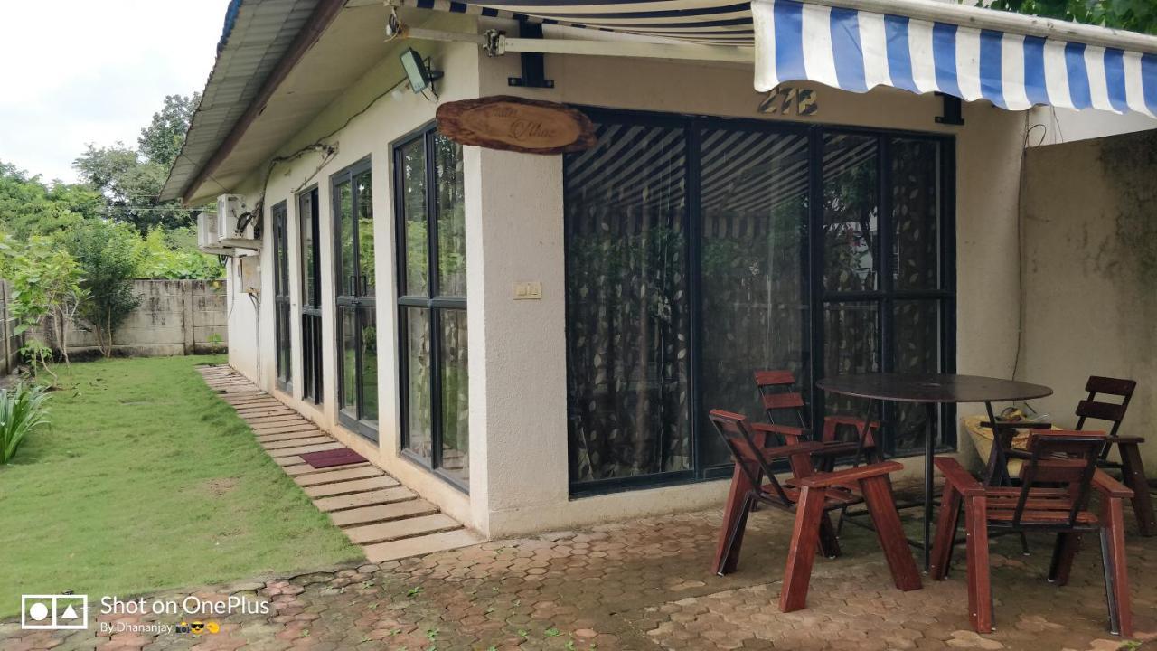 Chalet Ahaz, The Place Of Privacy With Outside Sitting Karjat Bagian luar foto