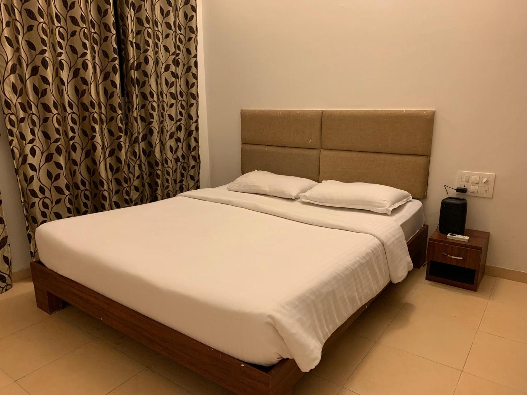 Chalet Ahaz, The Place Of Privacy With Outside Sitting Karjat Bagian luar foto